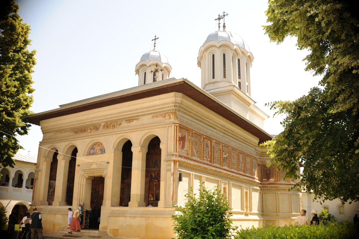 Grigorie al IV-lea al Ungro-Vlahiei - Dascălul nemuritor 217917