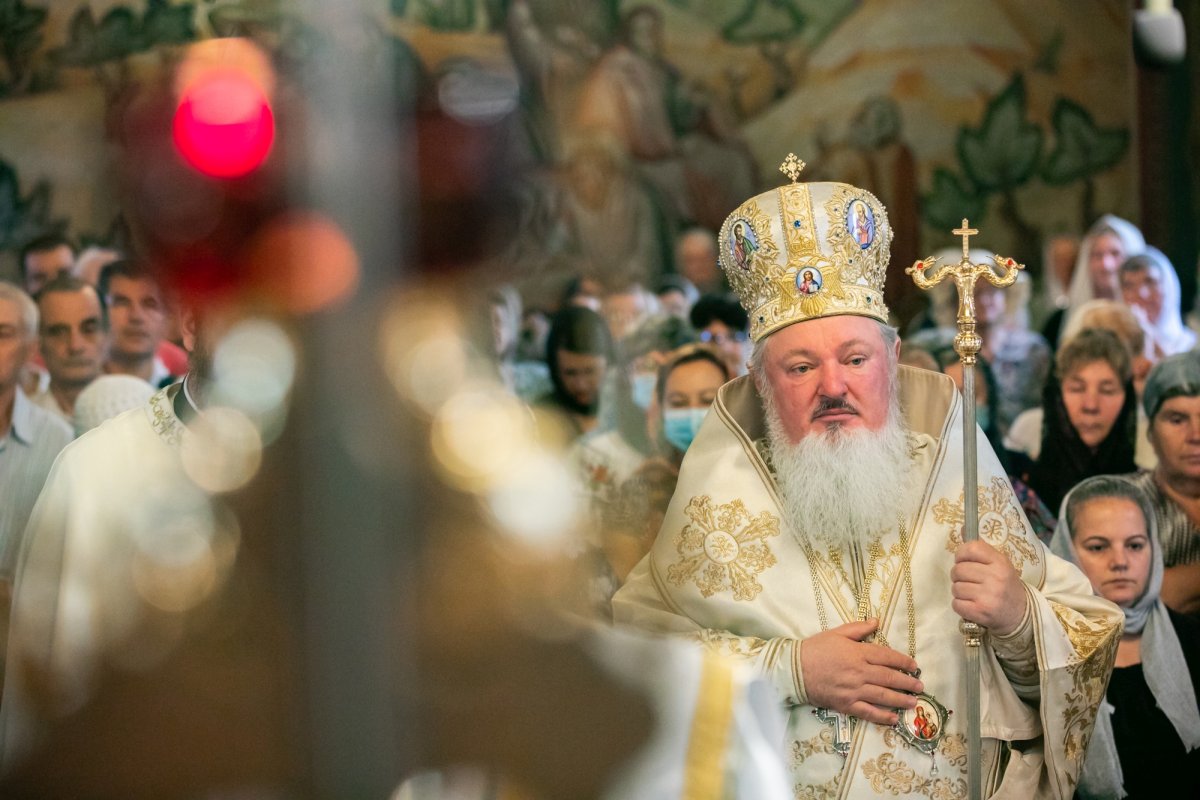 Hramul Mănăstirii „Duminica Sfinților Români” 218576