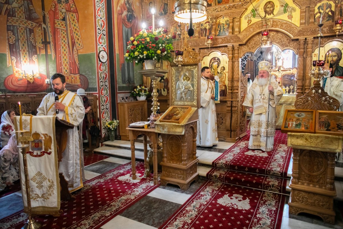 Hramul Mănăstirii „Duminica Sfinților Români” 218591