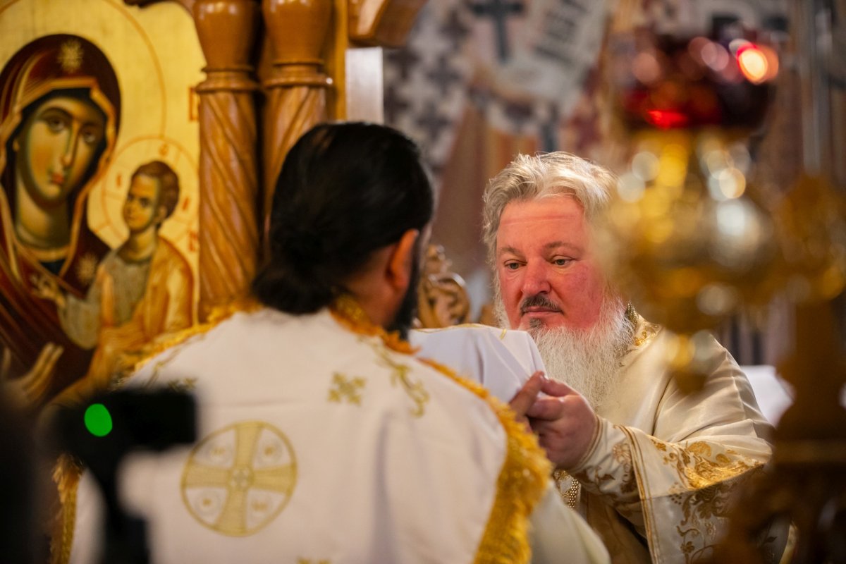 Hramul Mănăstirii „Duminica Sfinților Români” 218607