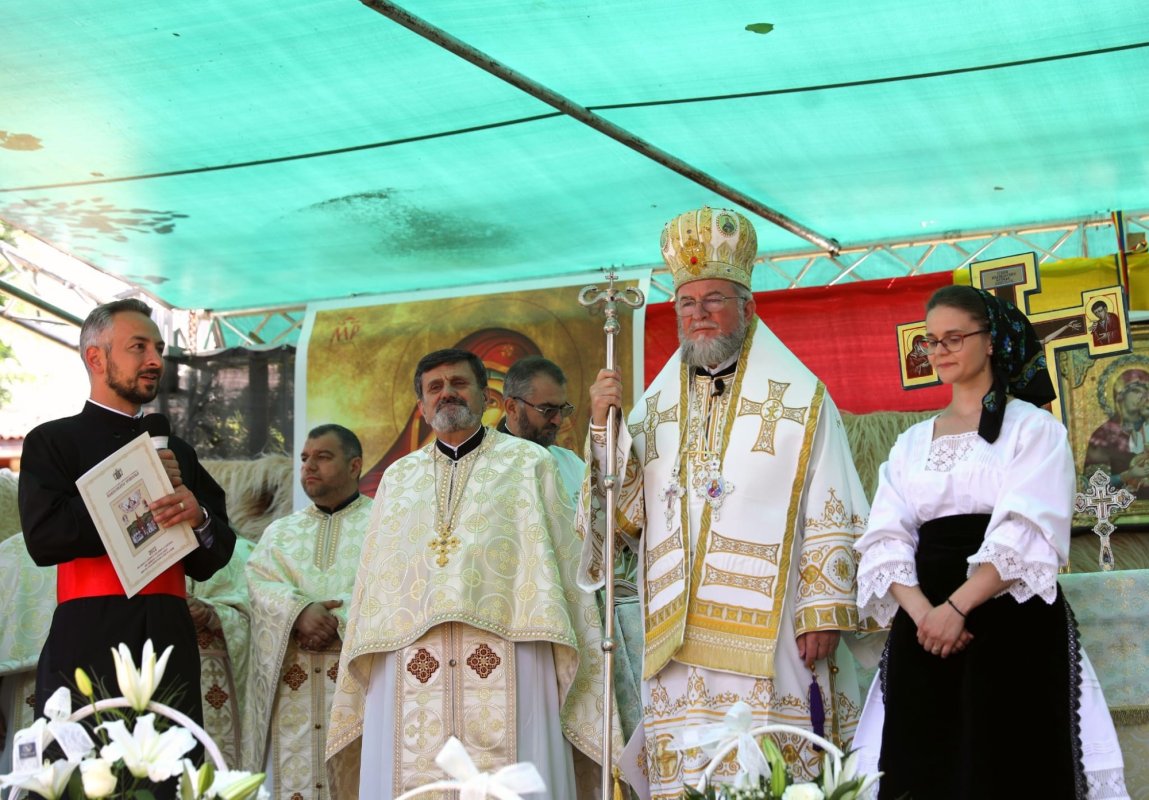 Binecuvântare în Parohia Chiuzbaia, Maramureş 218824