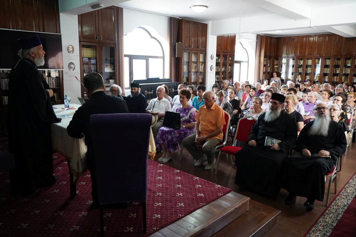 Conferinţă şi lansare de carte la Parohia „Înălţarea Domnului” din Galaţi 218844