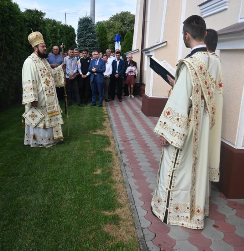 Resfințirea bisericii din Parohia Nușfalău, Sălaj 218828