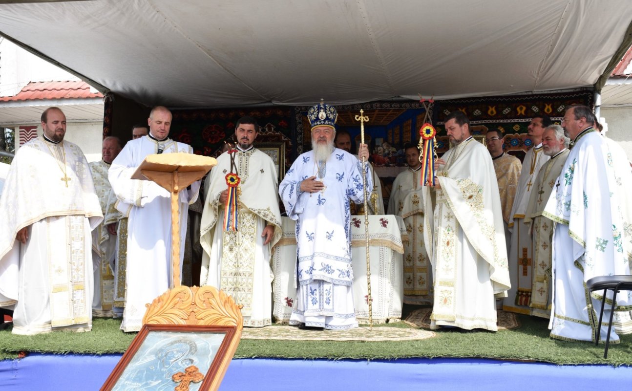 Binecuvântare arhierească la Penitenciarul Bistrița 218935