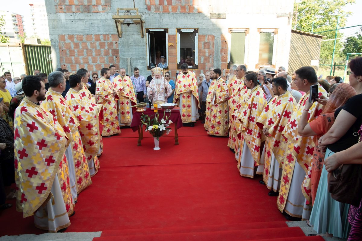Binecuvântarea lucrărilor unui lăcaș de închinare bucureștean 218991