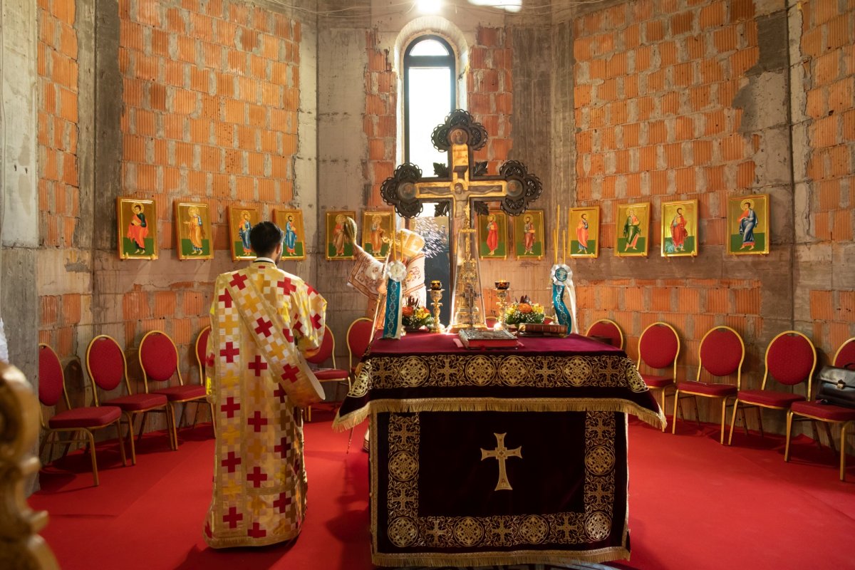 Binecuvântarea lucrărilor unui lăcaș de închinare bucureștean 219010