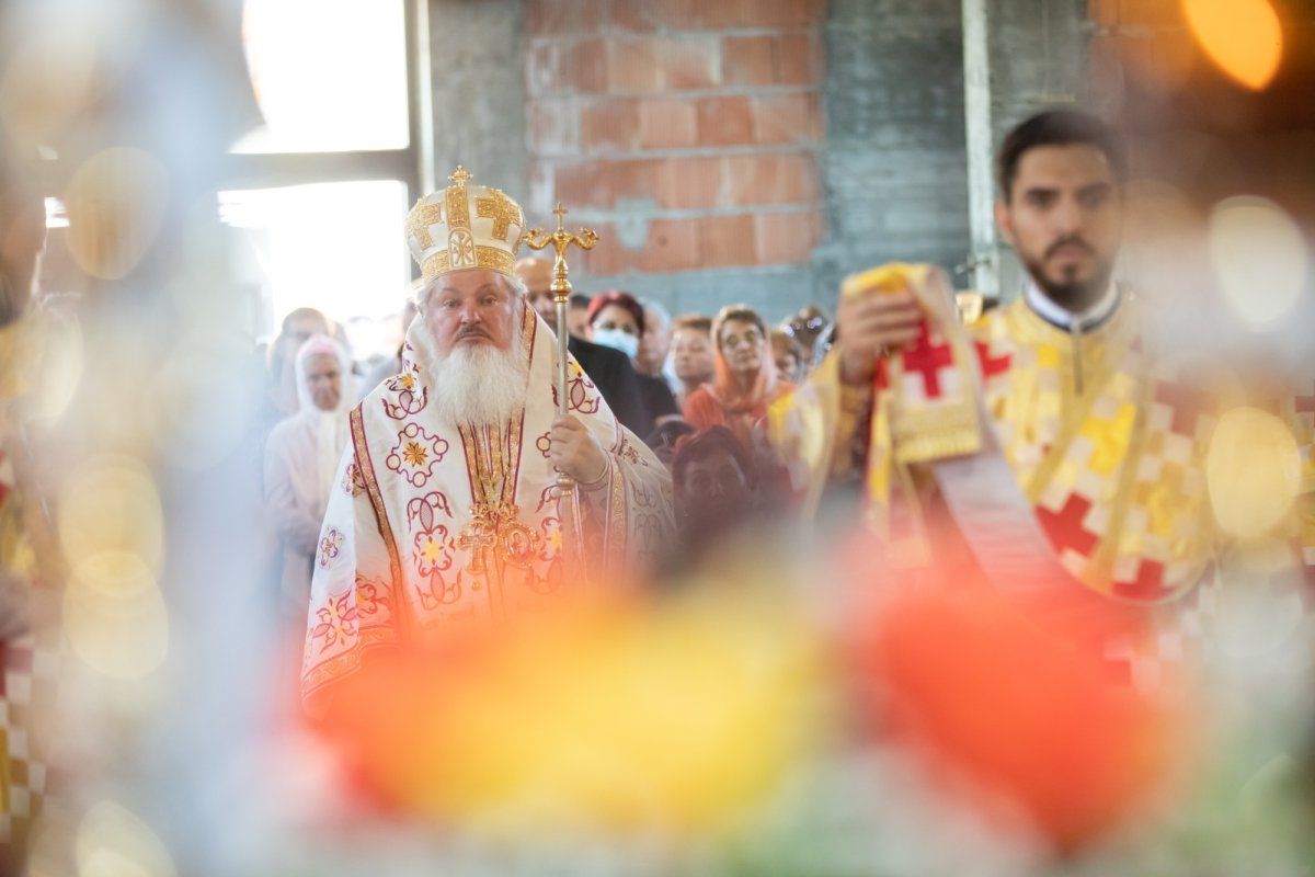 Binecuvântarea lucrărilor unui lăcaș de închinare bucureștean 219016