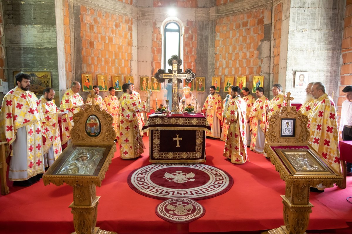 Binecuvântarea lucrărilor unui lăcaș de închinare bucureștean 219019