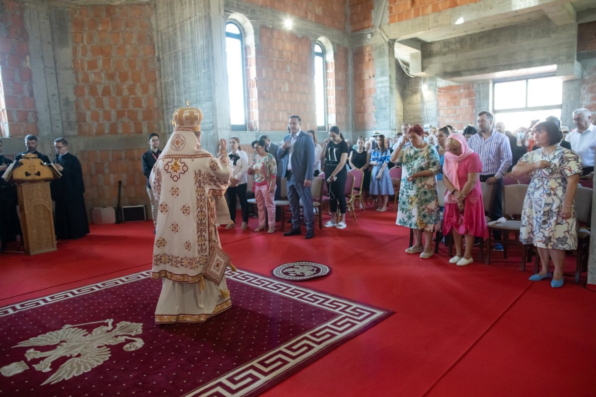 Binecuvântarea lucrărilor unui lăcaș de închinare bucureștean 219020