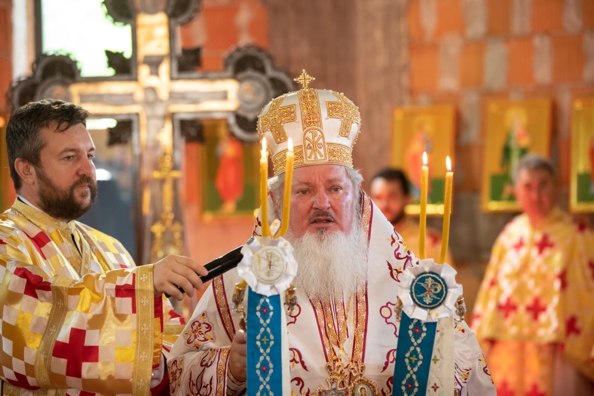 Binecuvântarea lucrărilor unui lăcaș de închinare bucureștean 219022