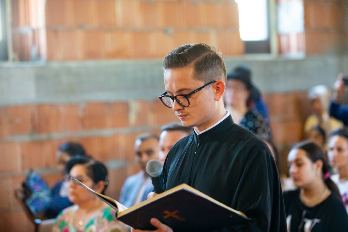 Binecuvântarea lucrărilor unui lăcaș de închinare bucureștean 219023