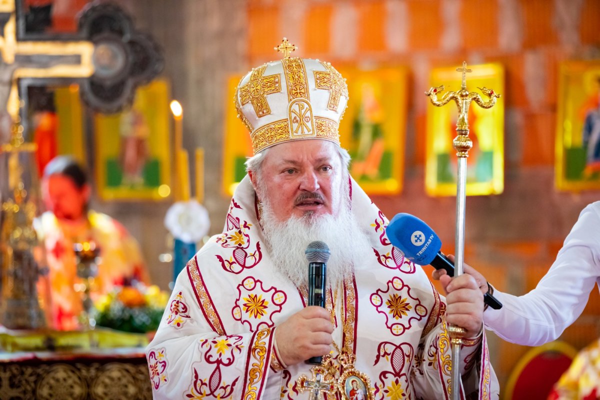 Binecuvântarea lucrărilor unui lăcaș de închinare bucureștean 219032