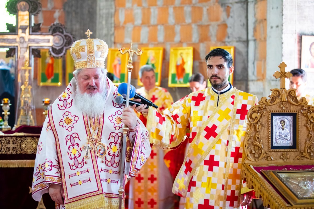 Binecuvântarea lucrărilor unui lăcaș de închinare bucureștean 219051