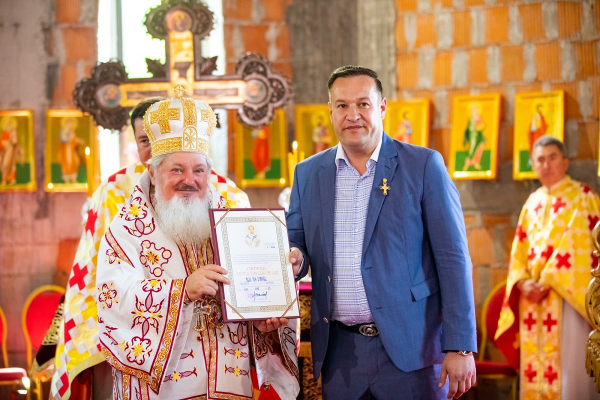 Binecuvântarea lucrărilor unui lăcaș de închinare bucureștean 219053