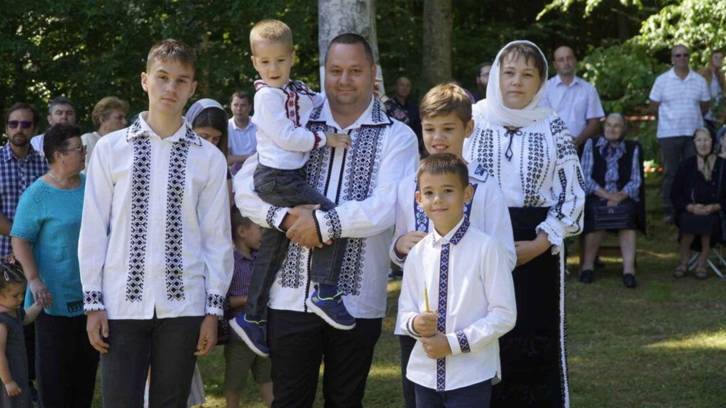 Binecuvântare arhierească la mănăstirea din Cârţişoara, judeţul Sibiu 219082