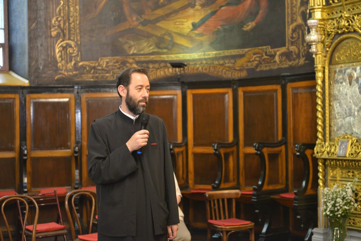 Două noi volume apărute la Editura BASILICA, lansate la o biserică din Capitală 219223