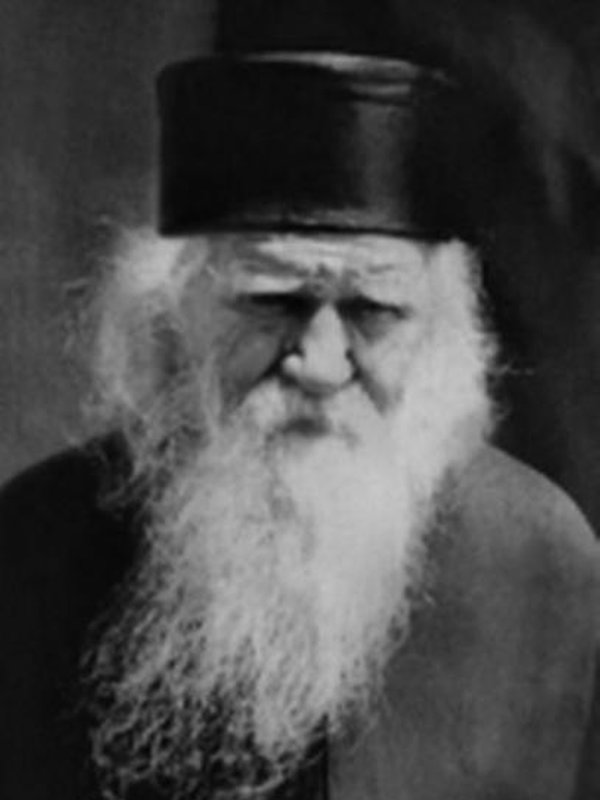 Nevoitori ai rugăciunii isihaste în lavra de la Lainici 218662