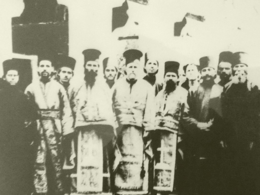 Nevoitori ai rugăciunii isihaste în lavra de la Lainici 218664