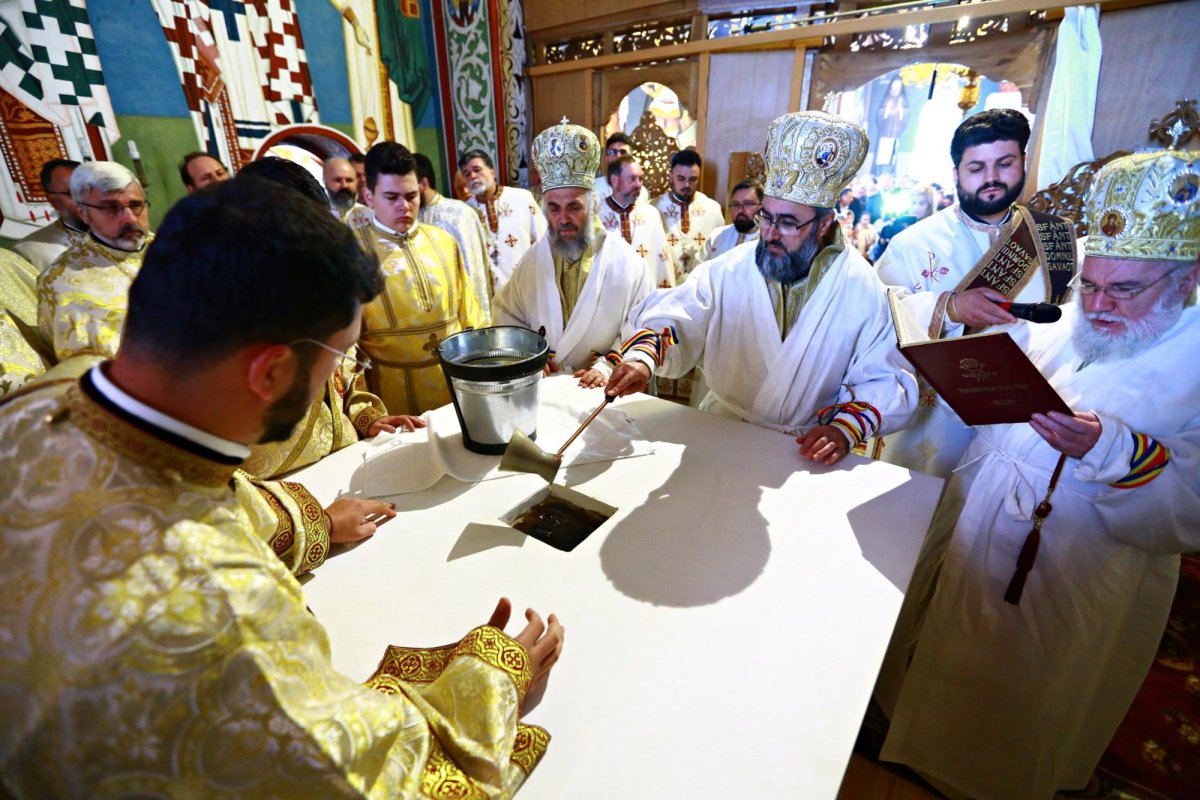 Biserica din Lopătari, ca un luminiș cosmic al sufletului 219505