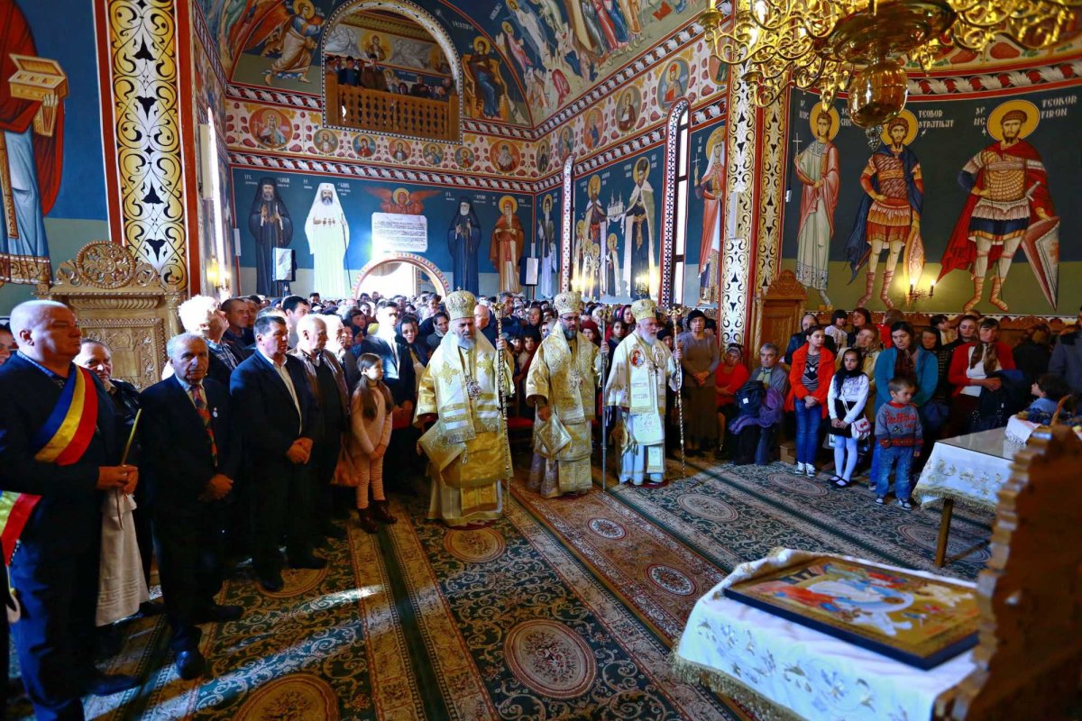 Biserica din Lopătari, ca un luminiș cosmic al sufletului 219510