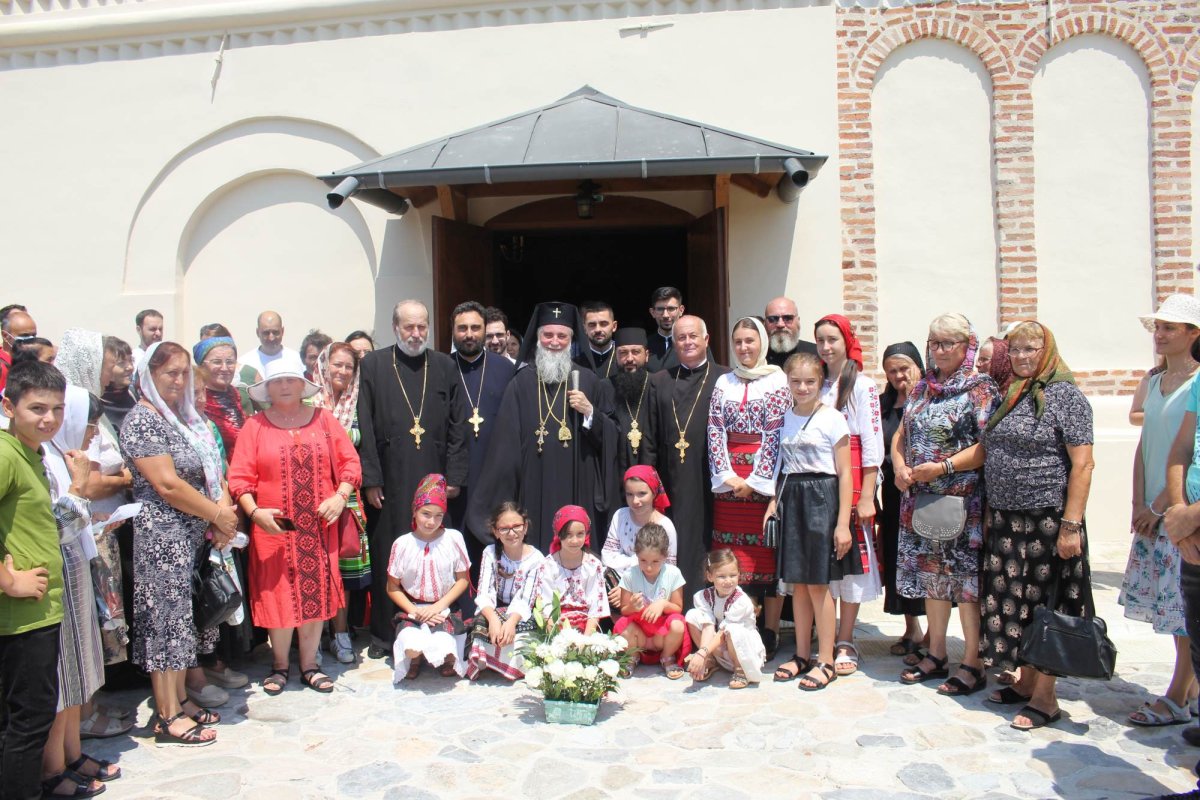 Înnoirea veșmântului sfințeniei pentru o mănăstire istorică din Dolj  219469