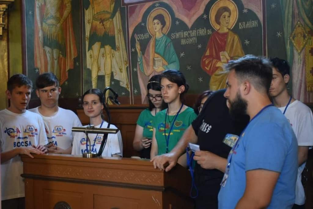 30 de copii și tineri au participat la Tabăra din Inima Familiei 219605