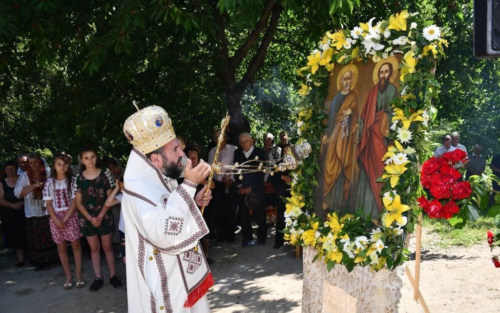 Slujiri arhierești și program duhovnicesc în Eparhia Caransebeșului  219606