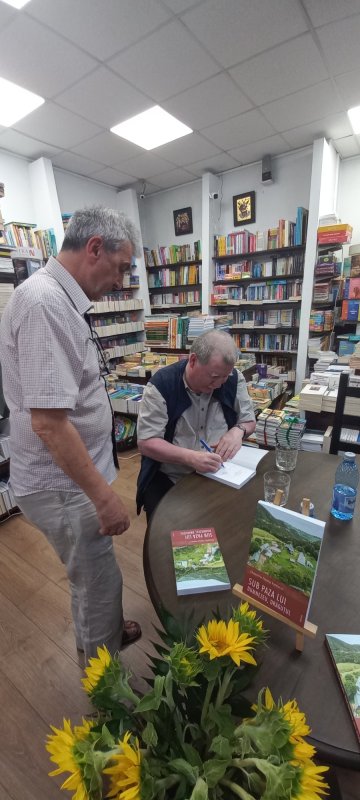 Dumitru Horia Ionescu şi-a lansat prima carte de eseuri 219598