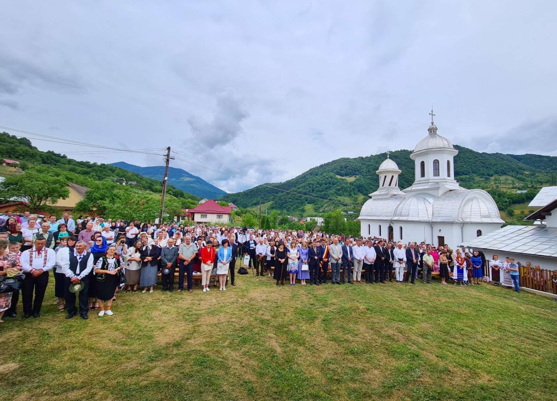 Biserica din Cormaia, Bistriţa‑Năsăud, a fost târnosită 219987