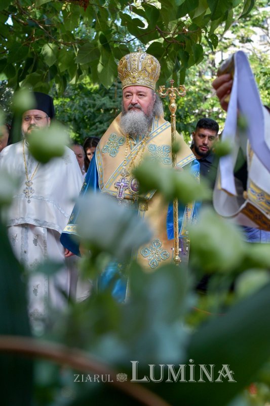 „Slujirea diasporei presupune vocația dăruirii de sine” 220305