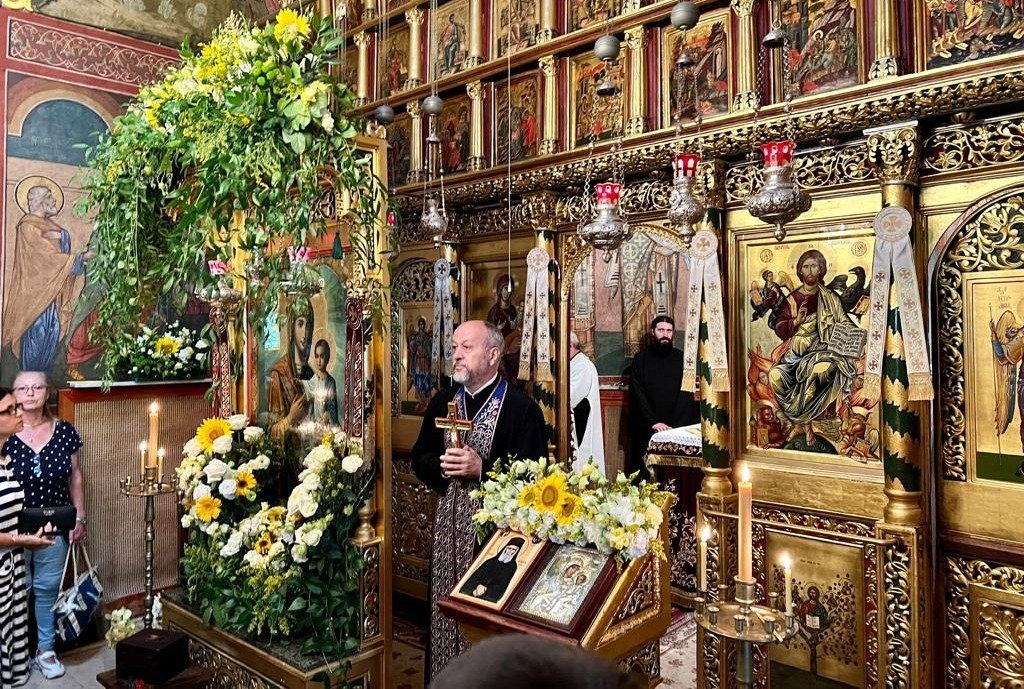 Hramul de vară al Schitului Darvari din București 220343