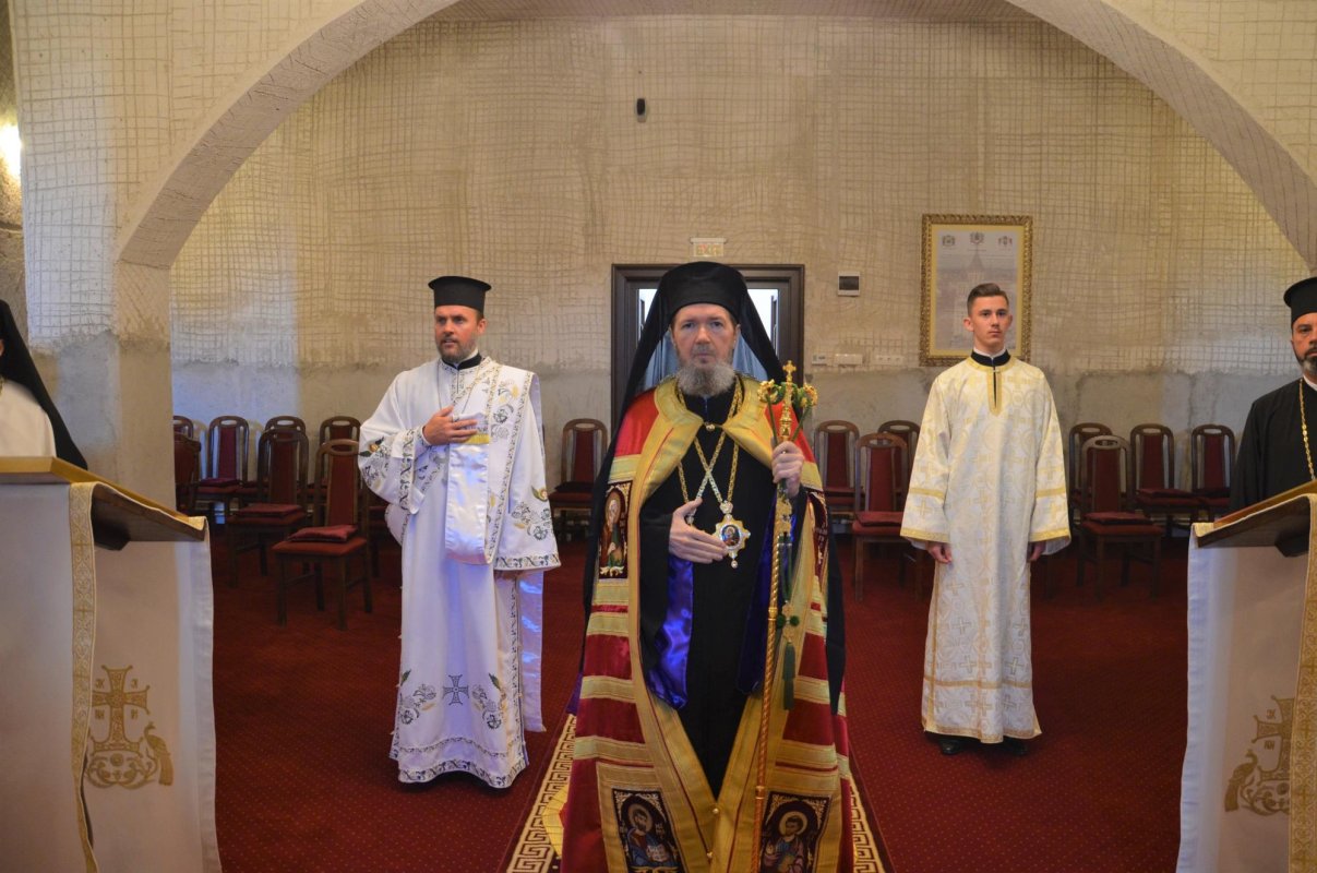 Sfântul Cuvios Sofronie din Essex cinstit la Oradea 220396