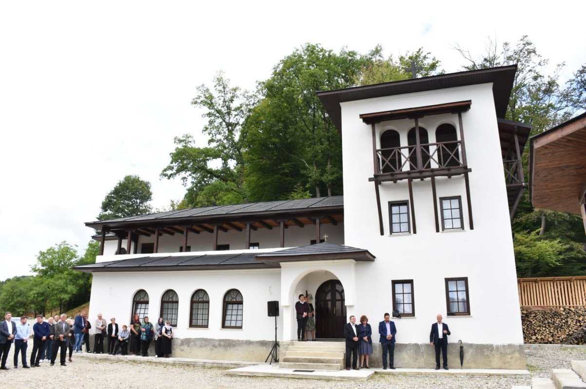 Sfântul Paisie Aghioritul, prăznuit la Mănăstirea Pantocrator din Beclean 220400