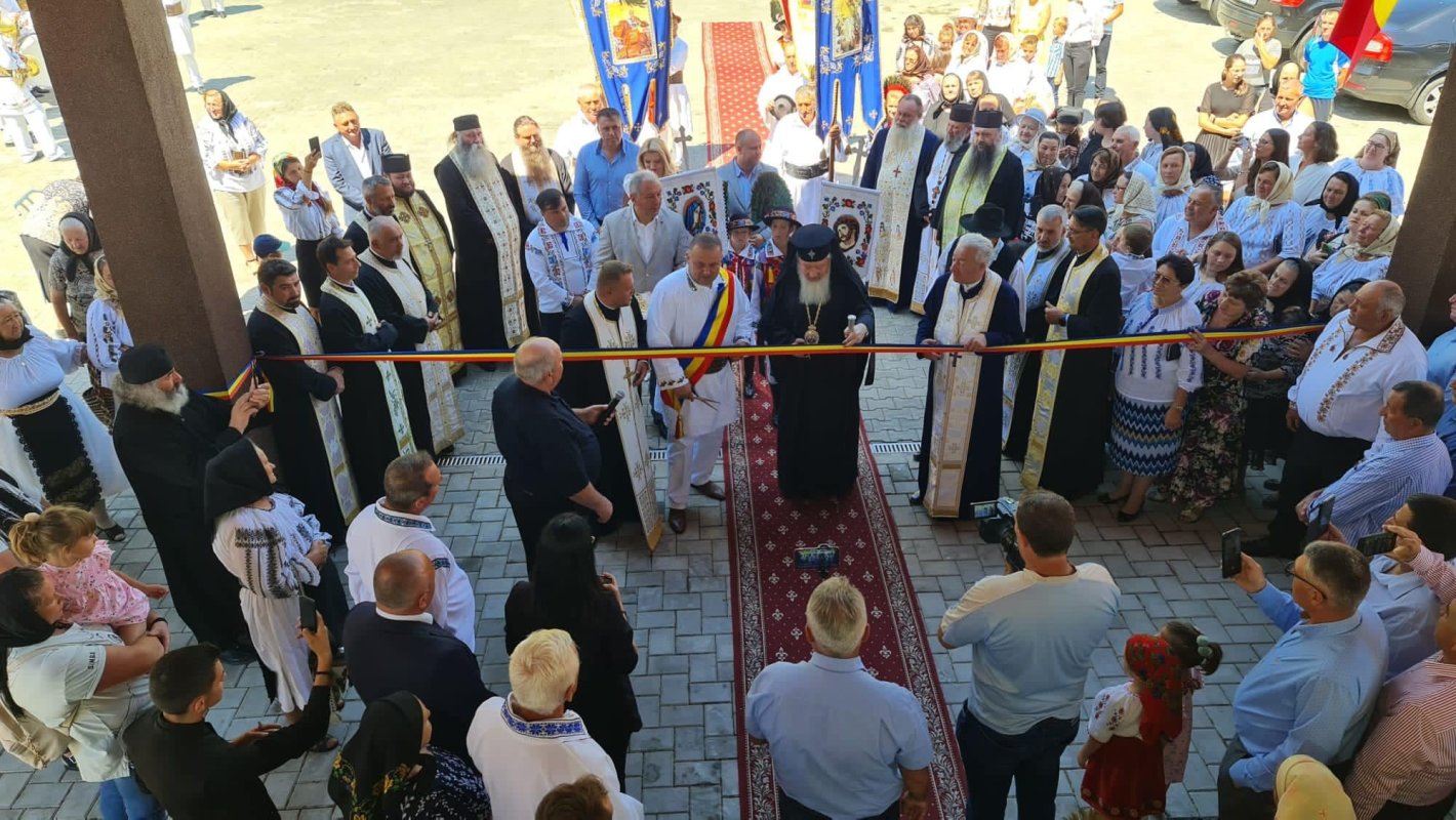 Sfințirea capelei mortuare  din Parohia Coșbuc, Bistriţa-Năsăud 220538