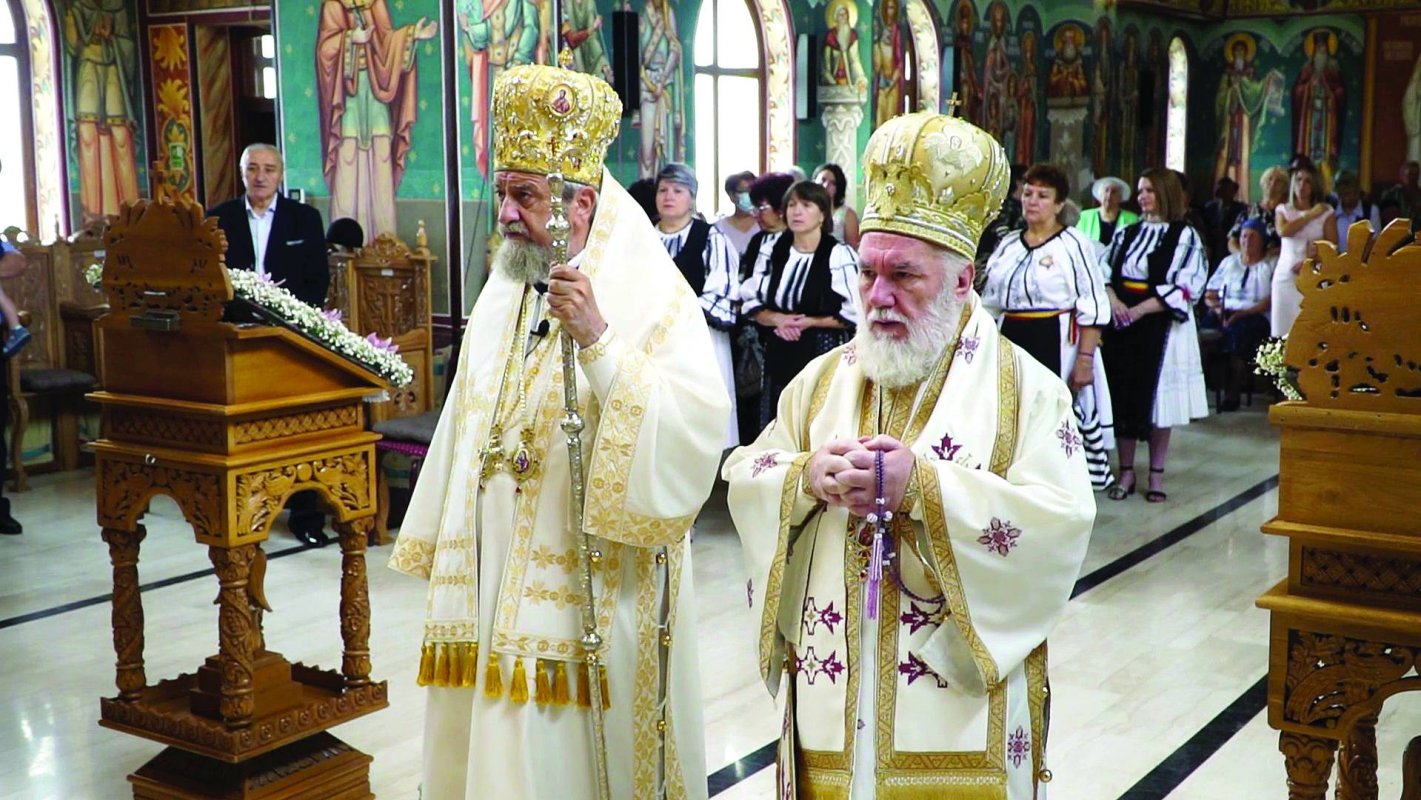 Pictura Bisericii „Sfinţii Arhangheli” din Tălmaciu, judeţul Sibiu, a fost sfinţită 220791