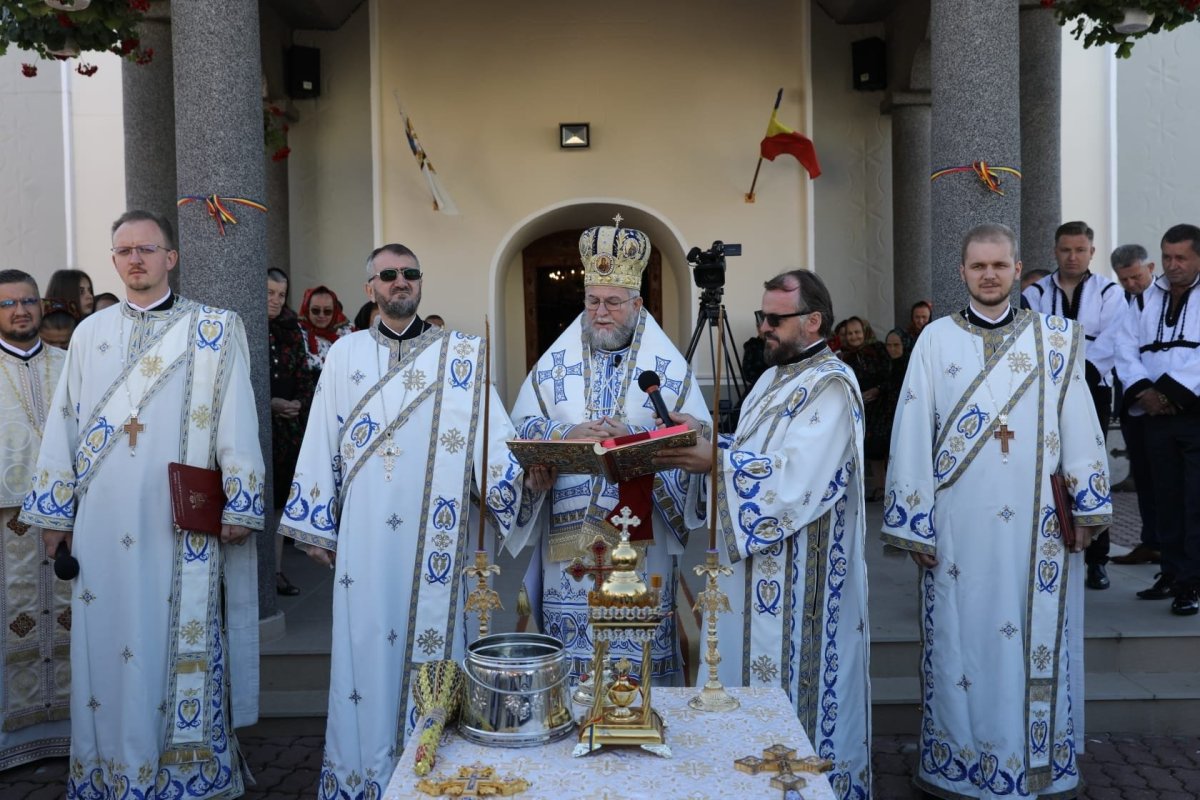 Binecuvântări arhiereşti la Certeze, în Ţara Oaşului 220867