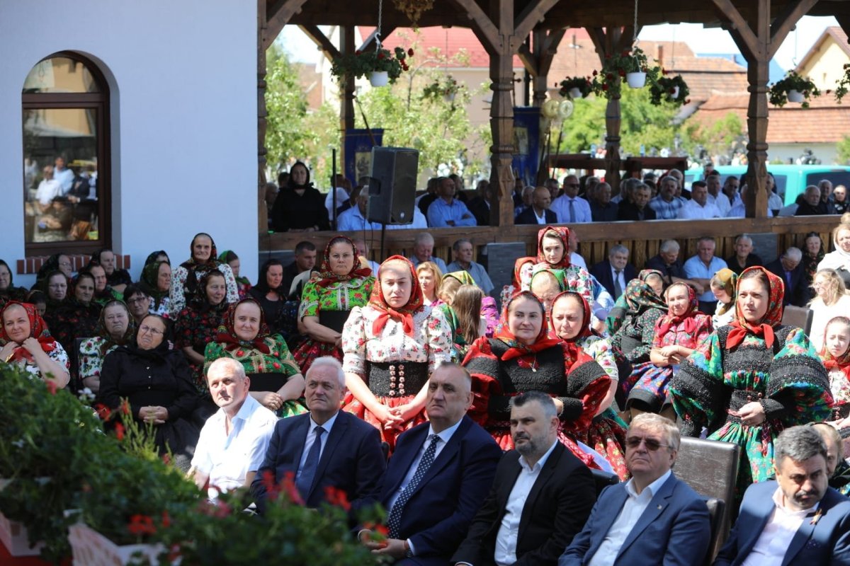 Binecuvântări arhiereşti la Certeze, în Ţara Oaşului 220870