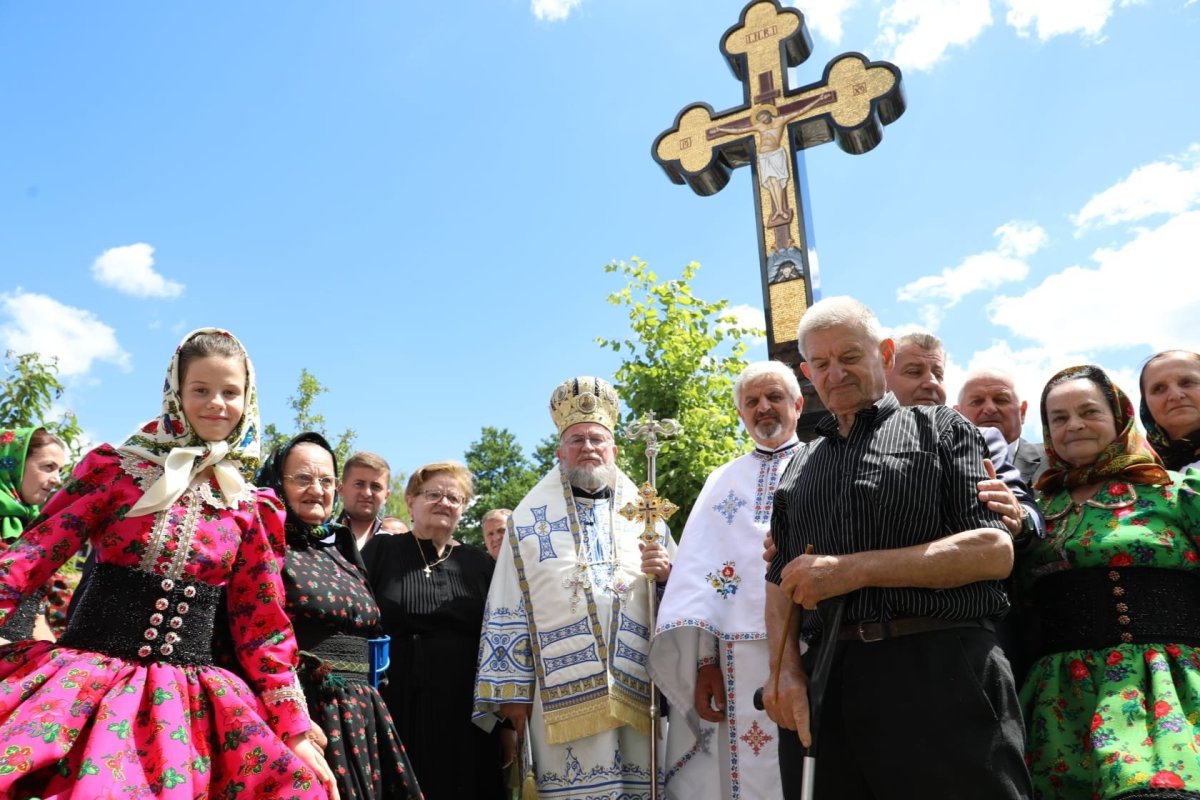 Binecuvântări arhiereşti la Certeze, în Ţara Oaşului 220874