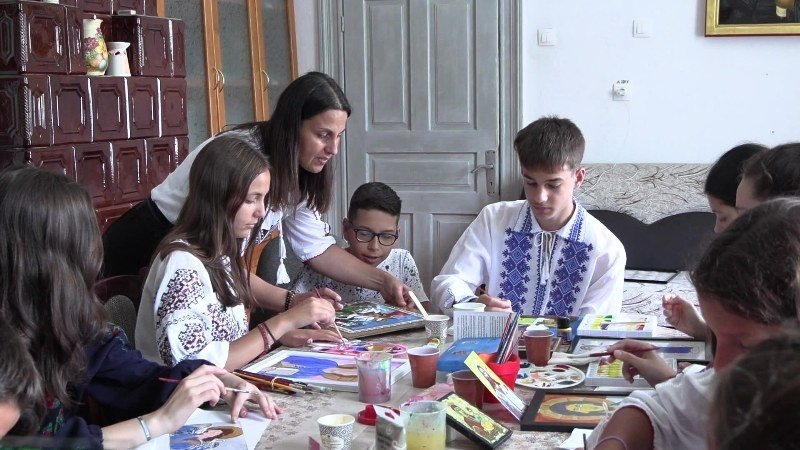 Tabără de creație la Mănăstirea Robaia, județul Argeș 220925