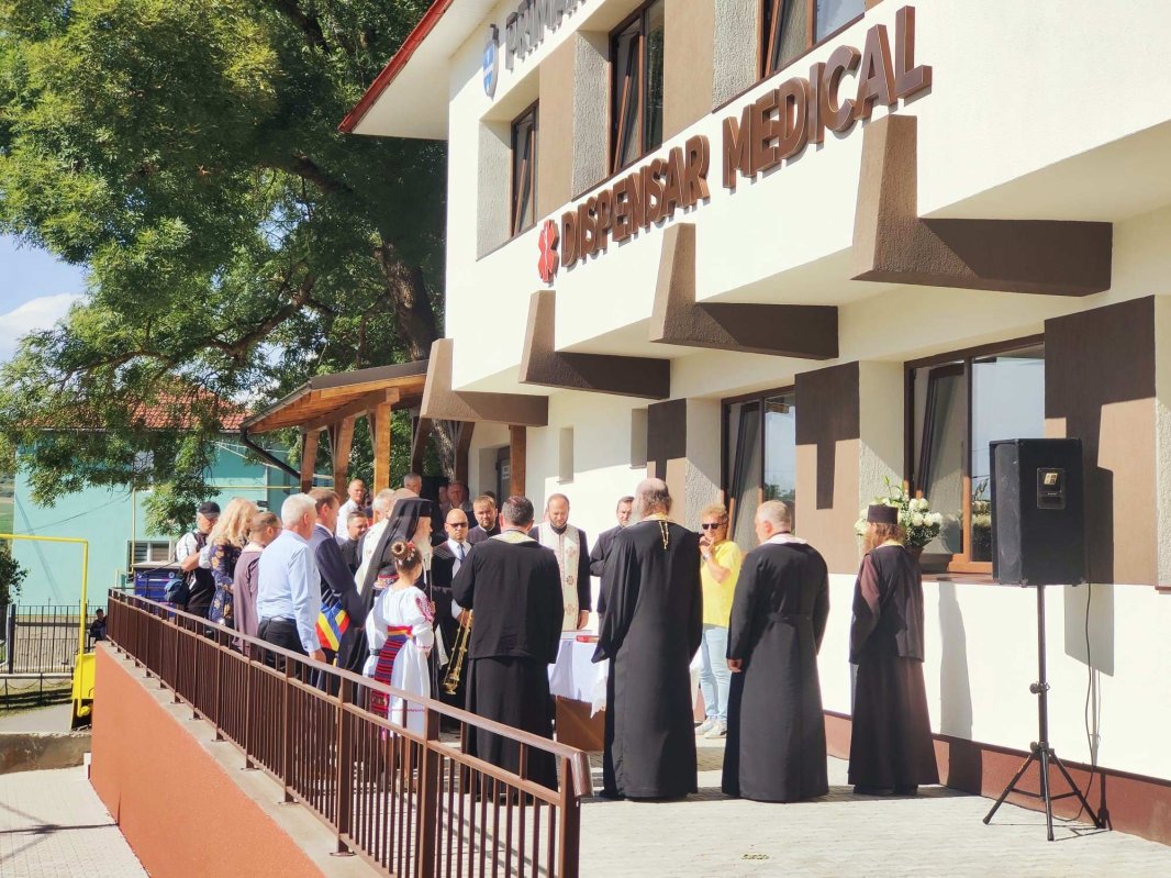 Binecuvântarea lucrărilor de reabilitare la dispensarul din Nușeni, Bistriţa‑Năsăud 220962
