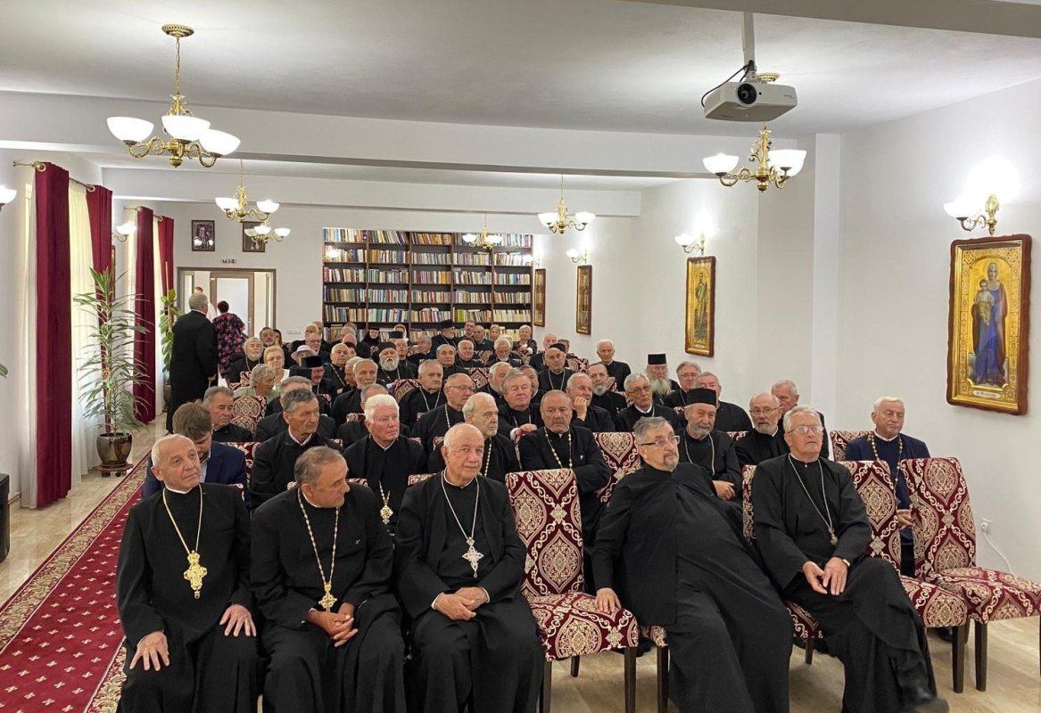 Întâlnire cu preoții pensionari din Arhiepiscopia Vadului, Feleacului şi Clujului 220966