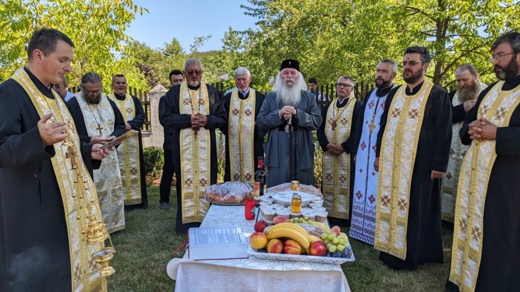 Prorocul aducător de ploaie sărbătorit la o mănăstire bănățeană  221055