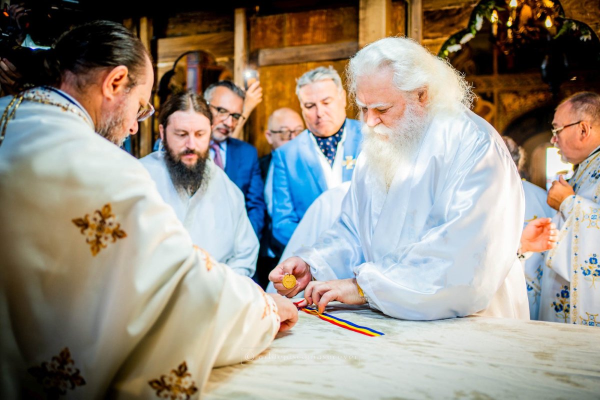 Sfințirea bisericii Mănăstirii Șcheia, Suceava 221044