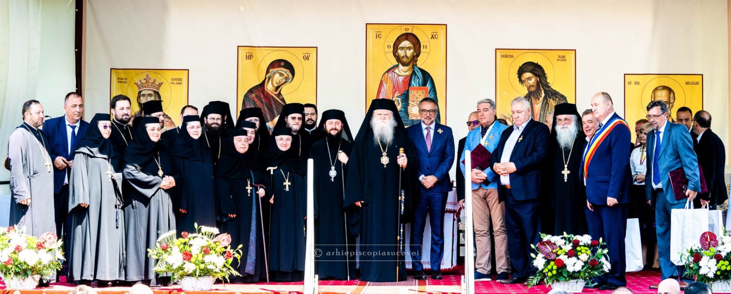 Sfințirea bisericii Mănăstirii Șcheia, Suceava 221045