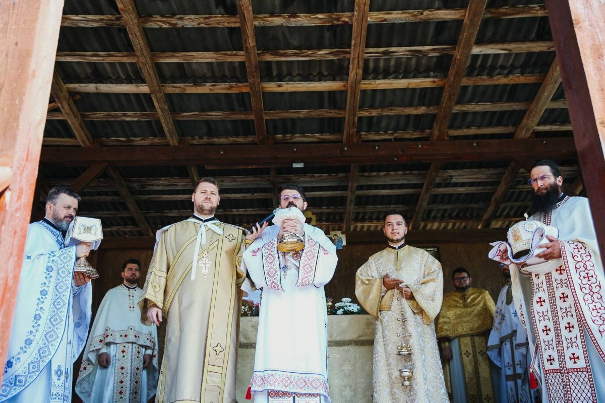 Sărbătoare la Mănăstirea Băișoara, Cluj 221157