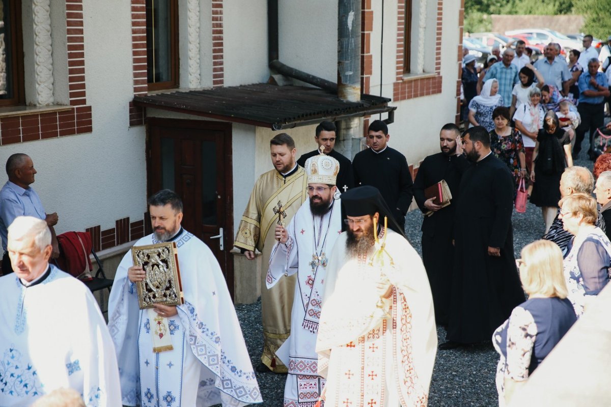 Sărbătoare la Mănăstirea Băișoara, Cluj 221158