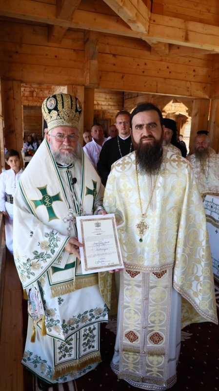 Sfântul Proroc Ilie Tesviteanul prăznuit la Dragomireşti, Maramureş 221164