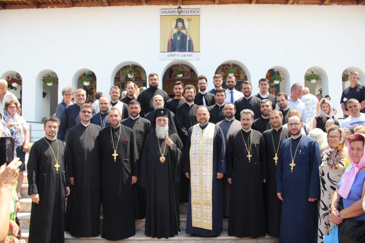 Târnosirea bisericii craiovene a Sfântului Calinic de la Cernica 221466