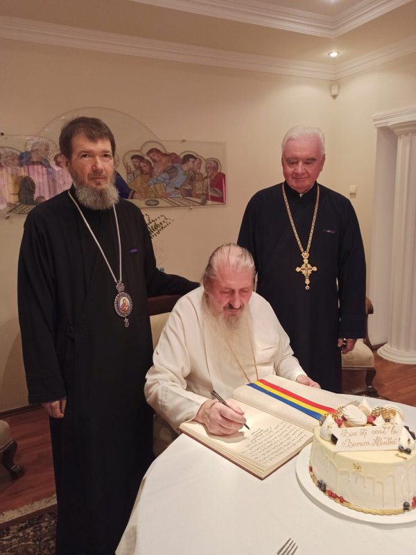 Vizita Mitropolitului Basarabiei în ținutul Bihorului românesc 221429