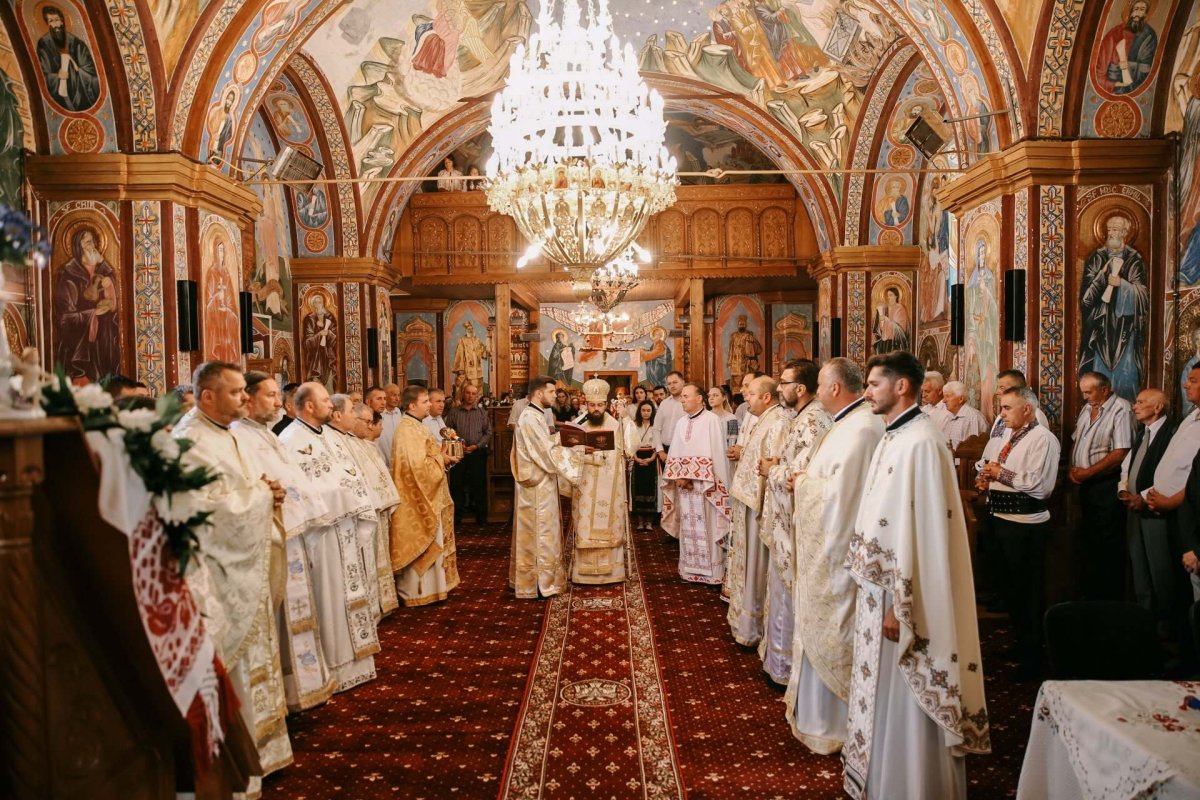 Binecuvântare pentru comunitatea Parohiei Mărgău, Cluj 221552